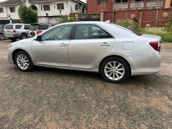 A picture of 2013 Toyota Camry XLE