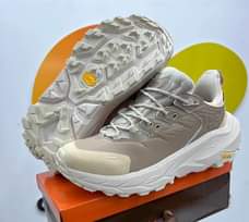 A picture of Shoes