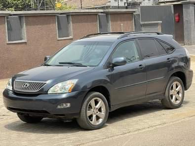 A picture of Unregistered Lexus RX330 Year 2005 With OCD 7 2 Million