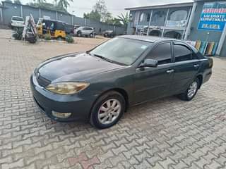 A picture of Neatly used 2004 Toyota Camry xle registered