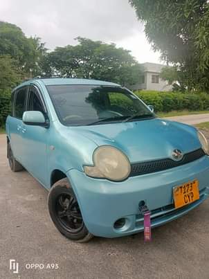 toyota sienta