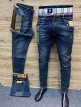 A picture of Jeans Kali Original TSH 25 000. Size 30 36 Piga
