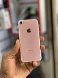 A picture of iPhone7 128gb 0704942807 uk used with a receipt