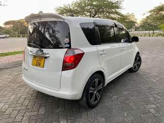 A picture of 0623351163 Toyota Ractis 10 8 mil
