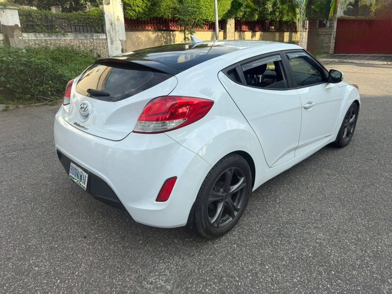 A picture of Hyundai Veloster 2014 model