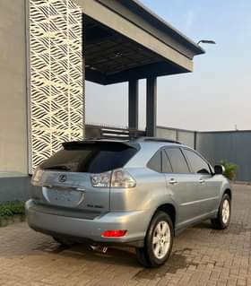A picture of KinzzyAuto s LTD 08102439854 9 000 000 Refer and earn