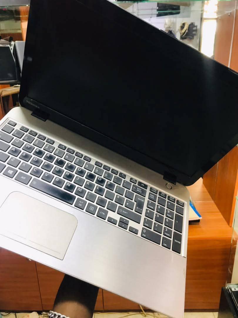 A picture of Toshiba i3 slim laptop
