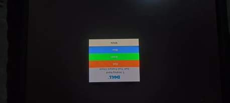 A picture of 1. Kioo Cha dell 2. Laptop ya HP pavilion inakipengele
