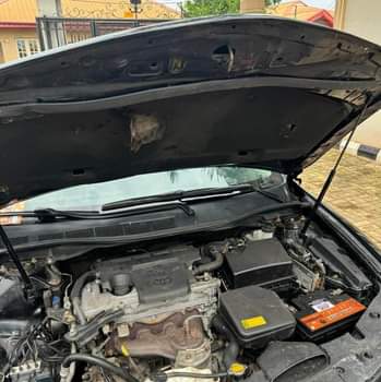 A picture of Toyota Camry sport 014 t