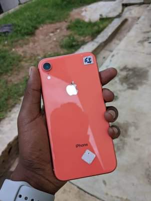A picture of IPHONE ZR
