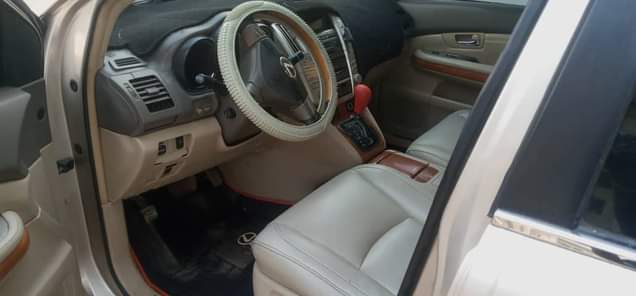 A picture of Very sharp Rx330 First body Perfect engine gear and Ac