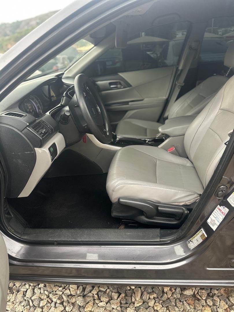 A picture of HONDA ACCORD 2013
