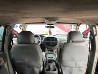 A picture of 2004 Toyota Sequoia
