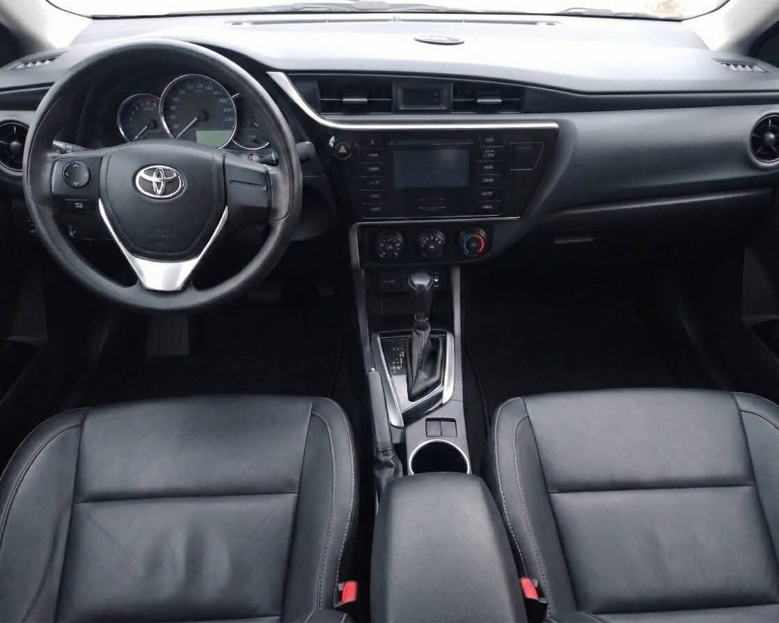 A picture of Toyota Camry 2013