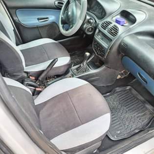 A picture of Car