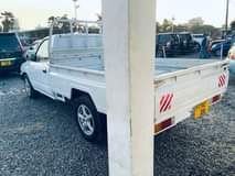 A picture of TOYOTA HILUX SINGLE CABIN ENGINE 1RZ MANUAL FLOOR GEAR PETROL