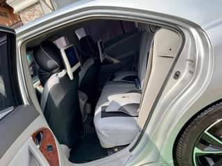 A picture of Toyota Camry 08