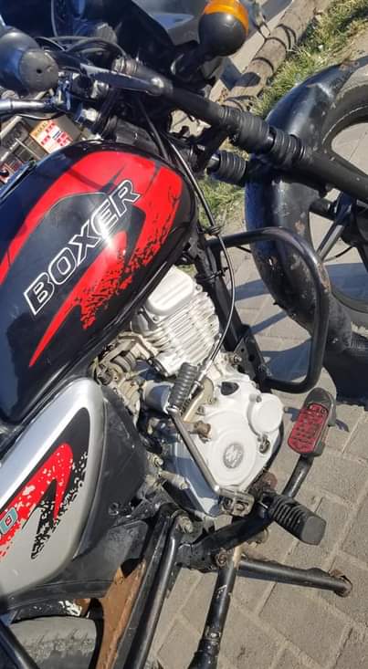 A picture of Boxer 125