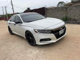 A picture of Few months used Very clean first body hounda accord spot