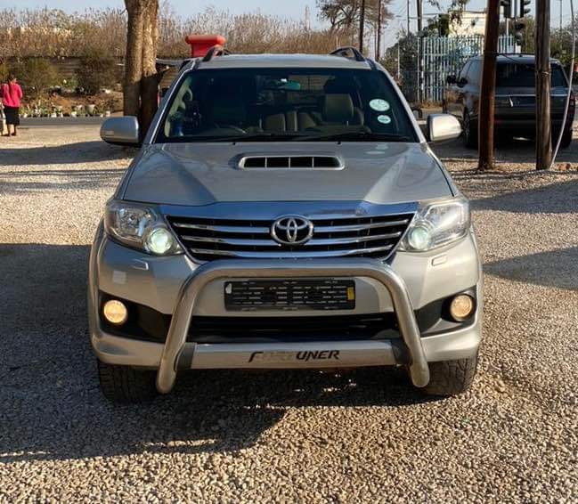 used toyota fortuner