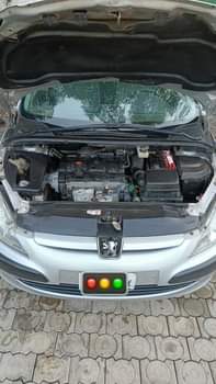 A picture of Peugeot 307 2005 model manual Transmission 4 sale Bought Direct