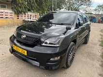 A picture of TOYOTA HARRIER