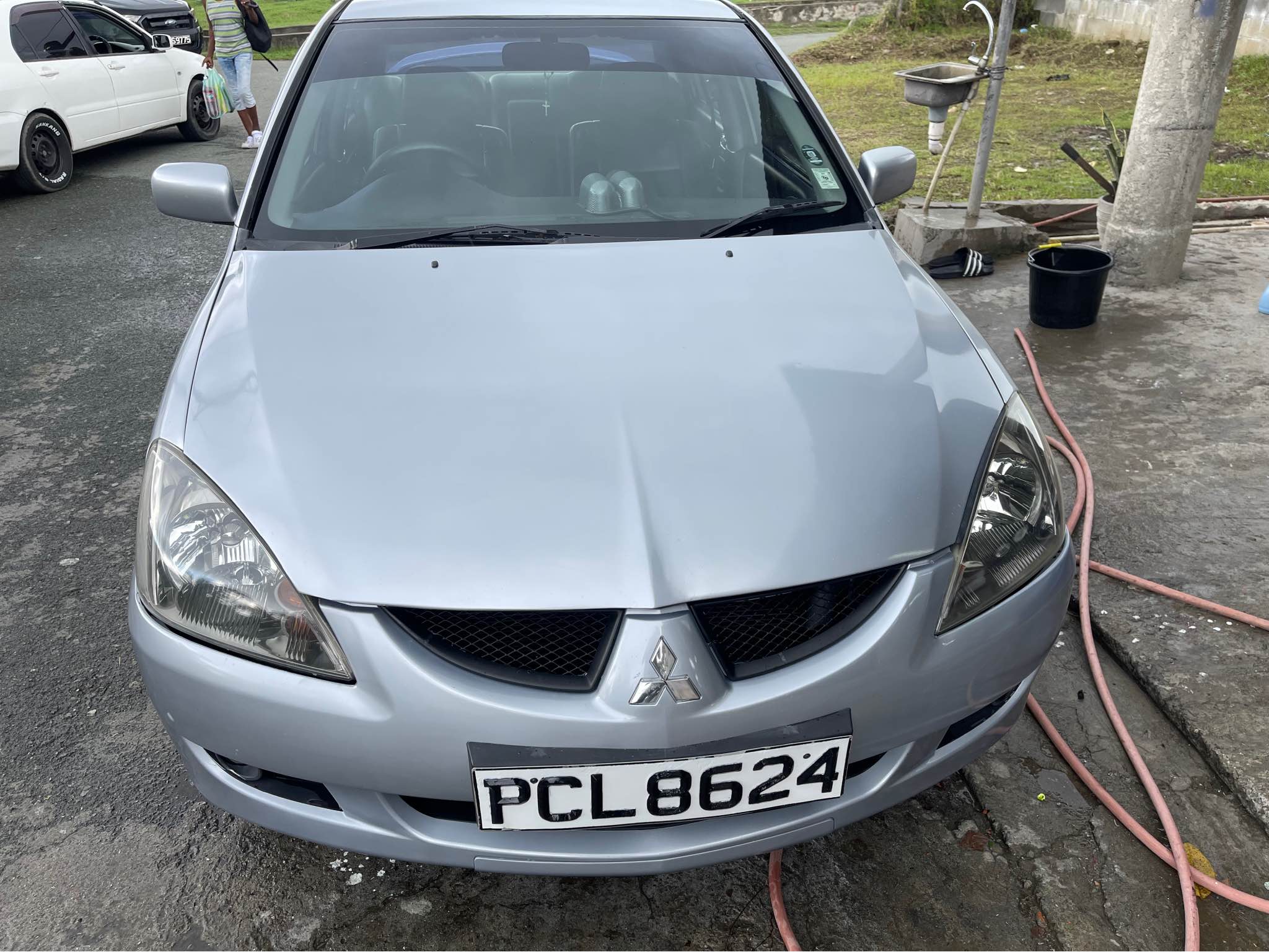 mitsubishi lancer