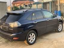 A picture of 2005 Lexus Rx330
