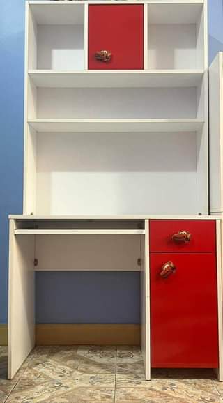 A picture of Furniture
