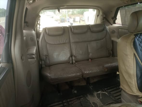 A picture of Used XLE Toyota Sienna