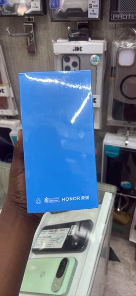 A picture of Honor play 10