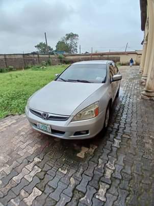 A picture of 2005 Honda Accord Ex