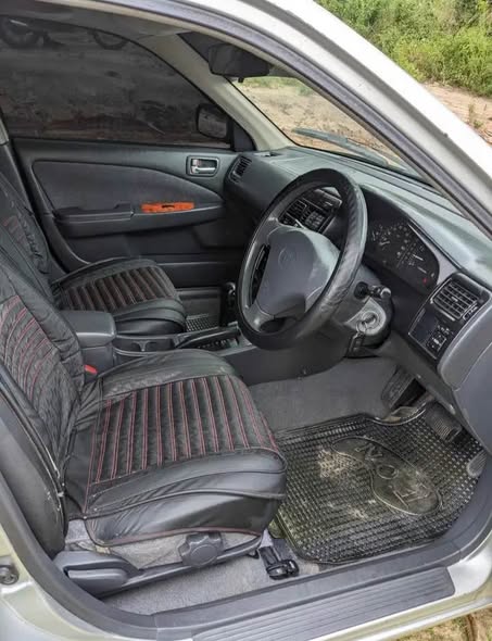 A picture of TOYOTA CARINA TI INAUZWA 4 5M 0791084871