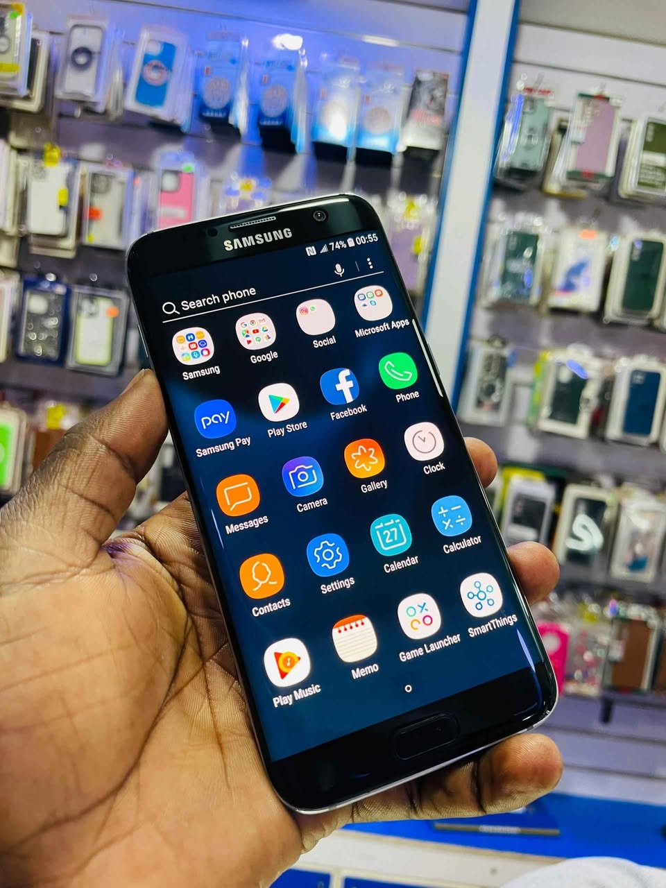 A picture of SAMSUNG GALAXY S7 EDGE