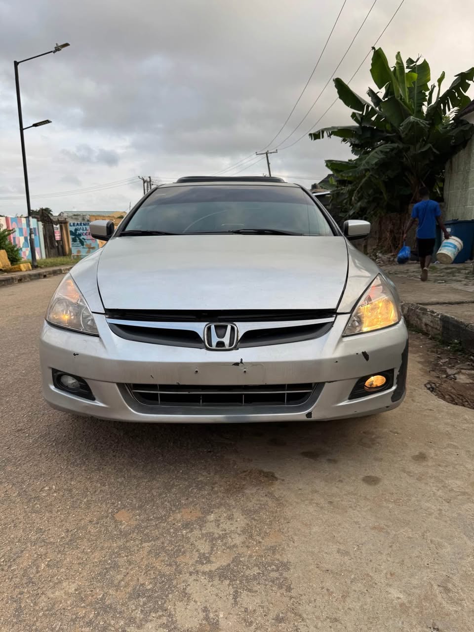A picture of Honda Accord EOD 2004. 08066276334