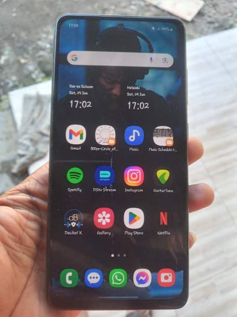 A picture of Samsung A52 Storage GB 128 bei kitonga njoo inbox