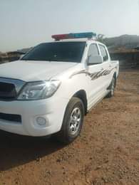 A picture of Extremely super sharp Toyota Hilux 08 Model with Untempered Engine