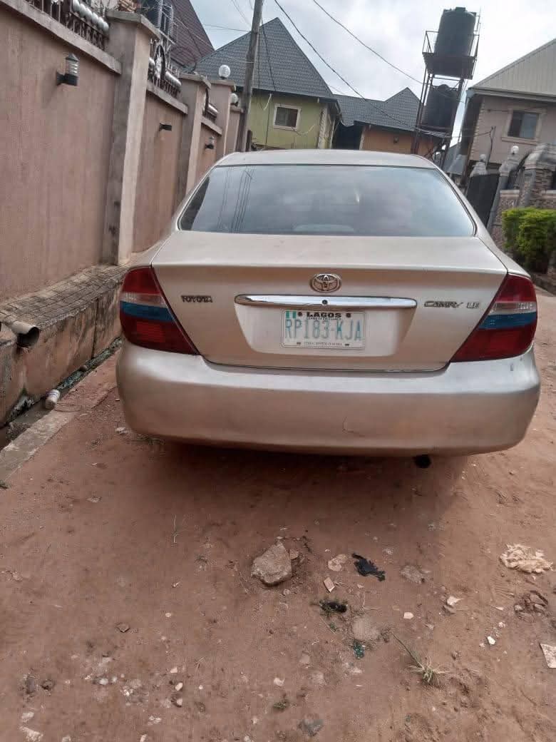 A picture of 2005 Toyota camry