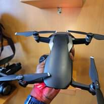 A picture of 4K PROFESSIONAL DRONES ZINAPATIKANA KWA BEI TOFAUTI TOFAUTI Call 0714440144