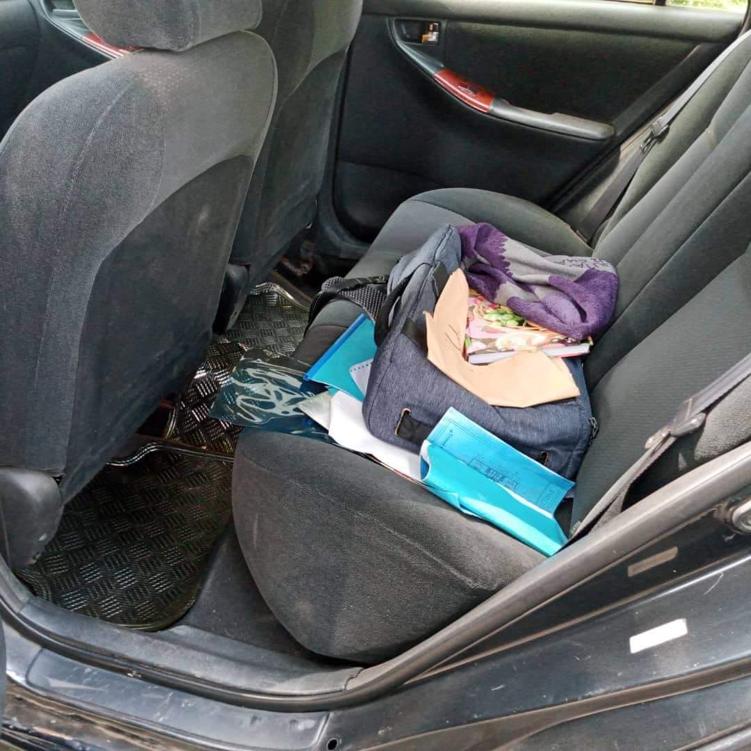 A picture of Toyota corolla 2003