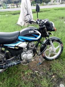 A picture of Tvs cc 125