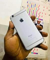 A picture of 2 IPHONES