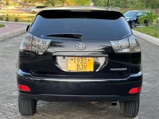 A picture of Toyota Harrier