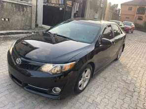 A picture of 2013 Toyota Camry SE Available 7 Million Naira Lagos State