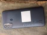 A picture of Spark 7 available 32gb 2gig ram 4G lite battery 5000mah