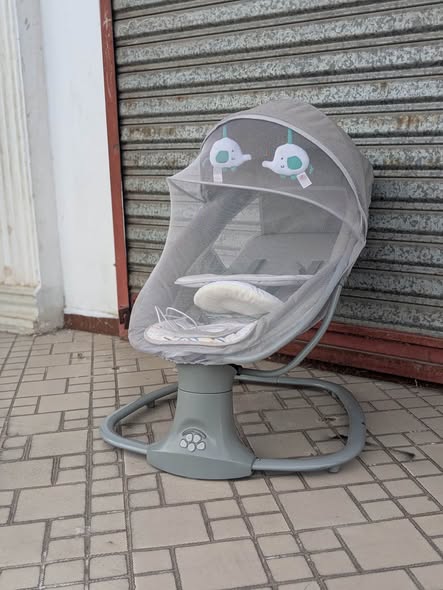 A picture of Baby swing