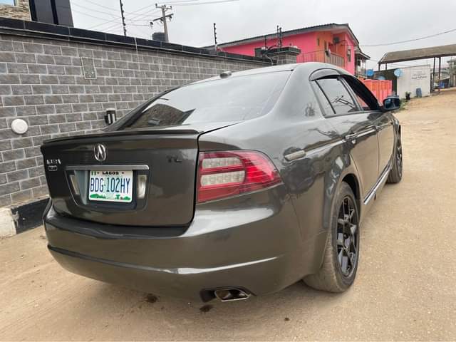 A picture of Nigeria used Acura TL 2004 model working properly nothing to