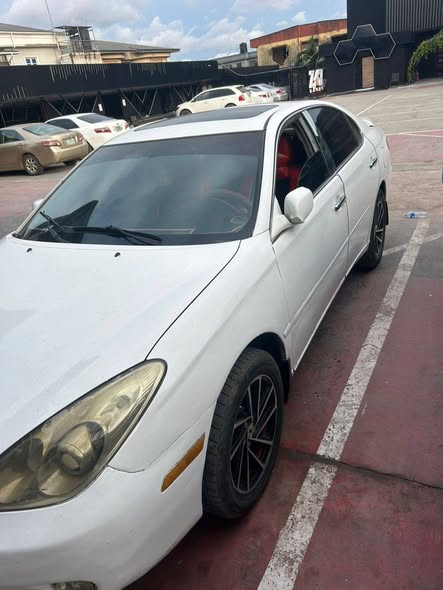 A picture of Lexus es 300 2005 Engine Gear Ac chilling 07067823831