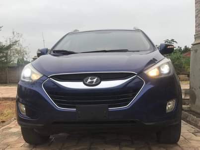 A picture of Hyundai 2012