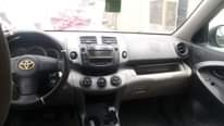 A picture of Toyota RAV4 08